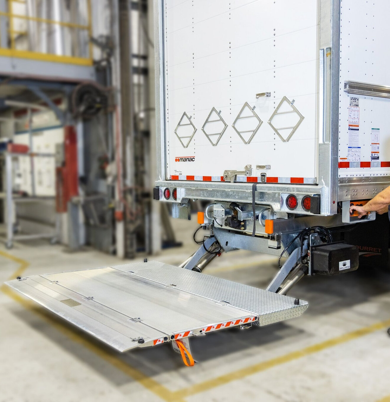 Liftgate service Manac